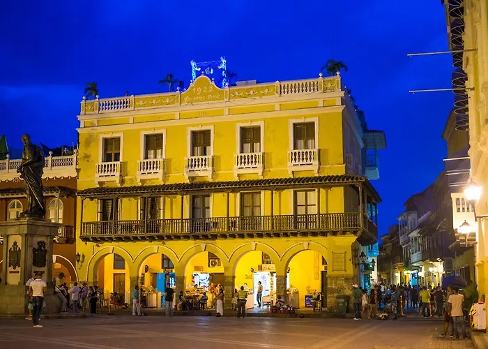 Hotel Torre Del Reloj