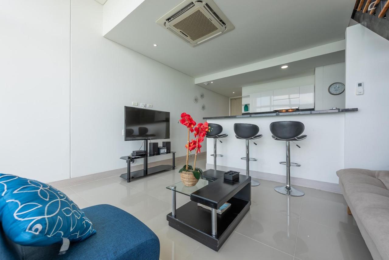 Murano Elite New Ocean Front Duplex Apartment *