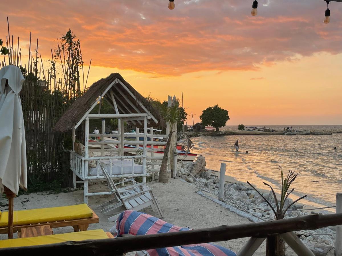 Hostal Mira Mira