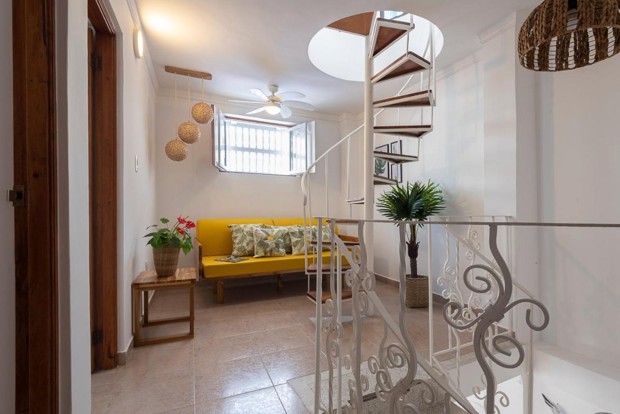 La Casita Azul Cozy Colonial House At Centro Historico With Rooftop And Jacuzzi Cartagena