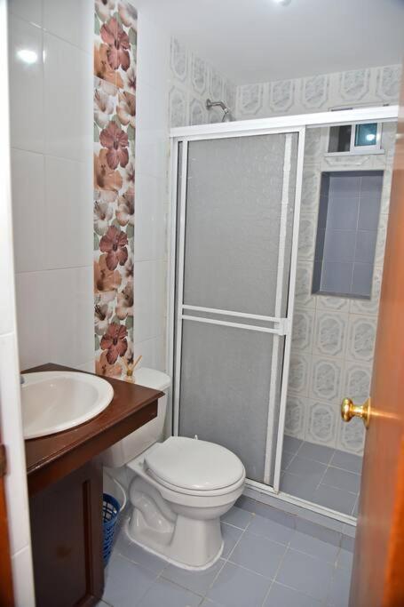 Modern 2br Walking Distance From Airport Cartagena