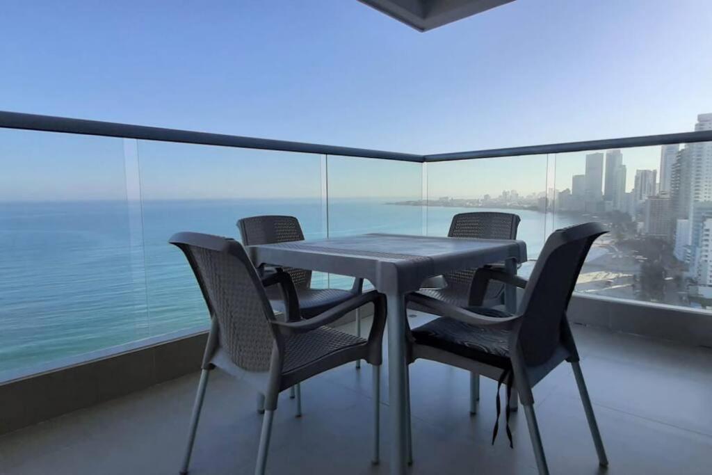 Apartamento Exclusivo Frente Al Mar En Bocagrande *