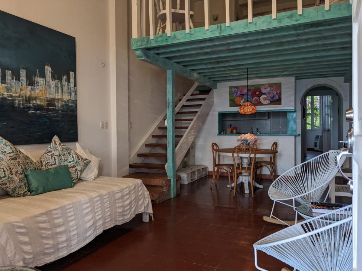 Apartamento Lindo Y Comodo Apartamento Frente Al Mar En El Mejor Sitio Del Centro Histórico De *