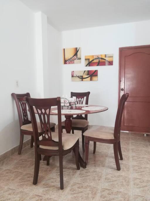 Apartamento Amplio Y Cómodo Apartamento En
