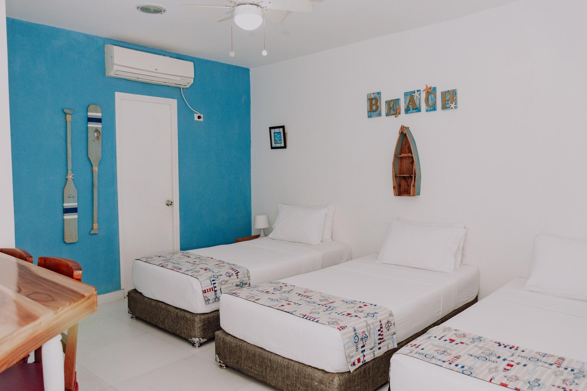 Nautilus Plaza Hotel 4*