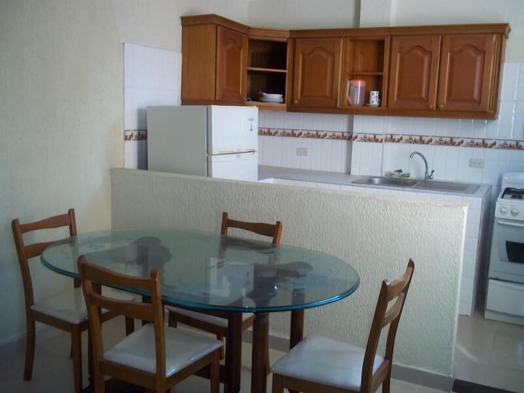 La Casa Del Turista 3*