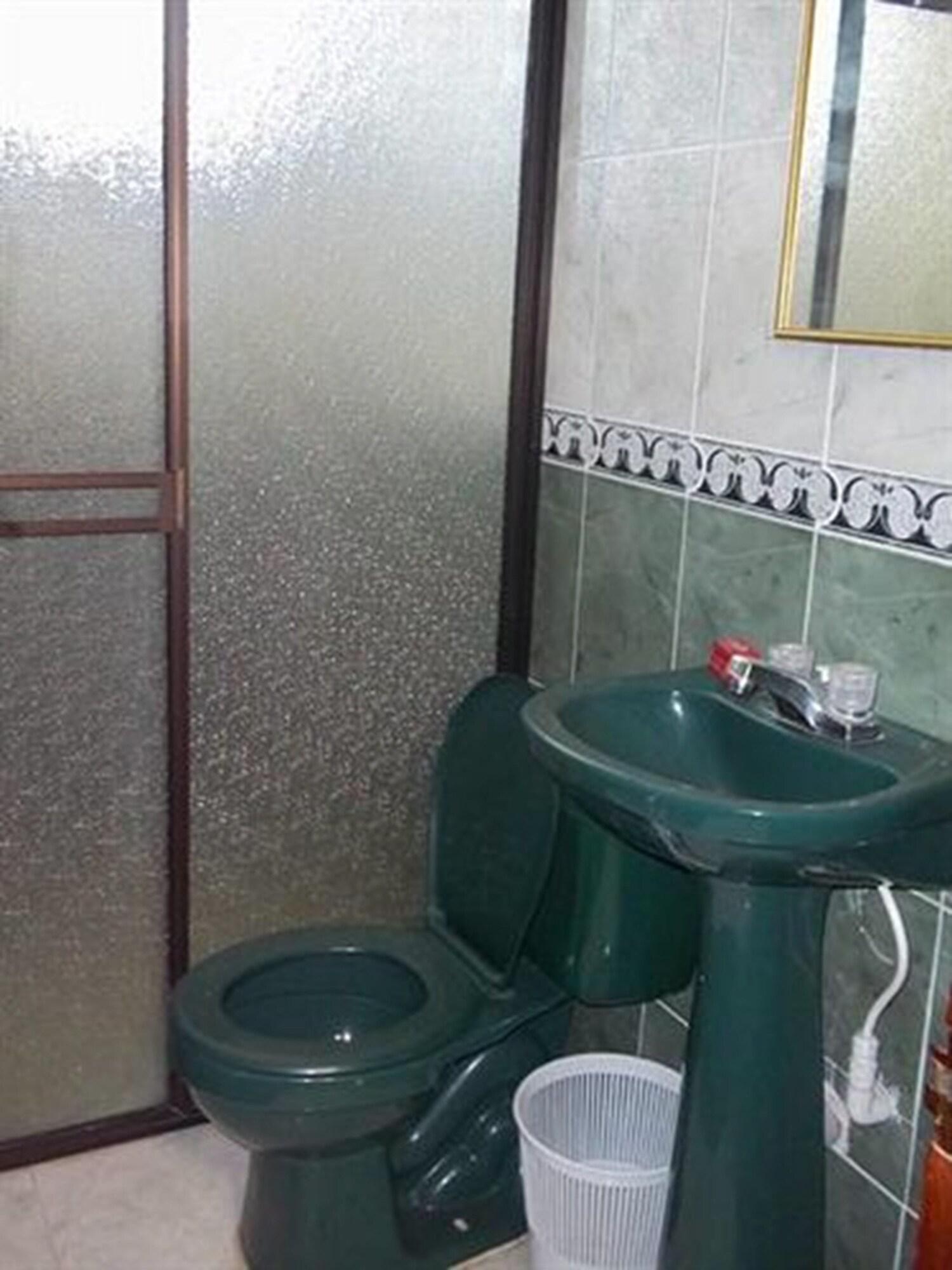 La Casa Del Turista 3*