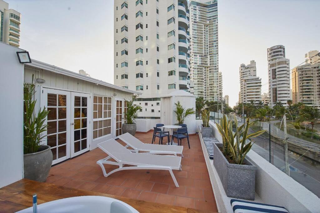 Casa Bahía Aparta * Cartagena