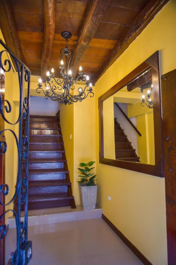 Pensión Art Gallery