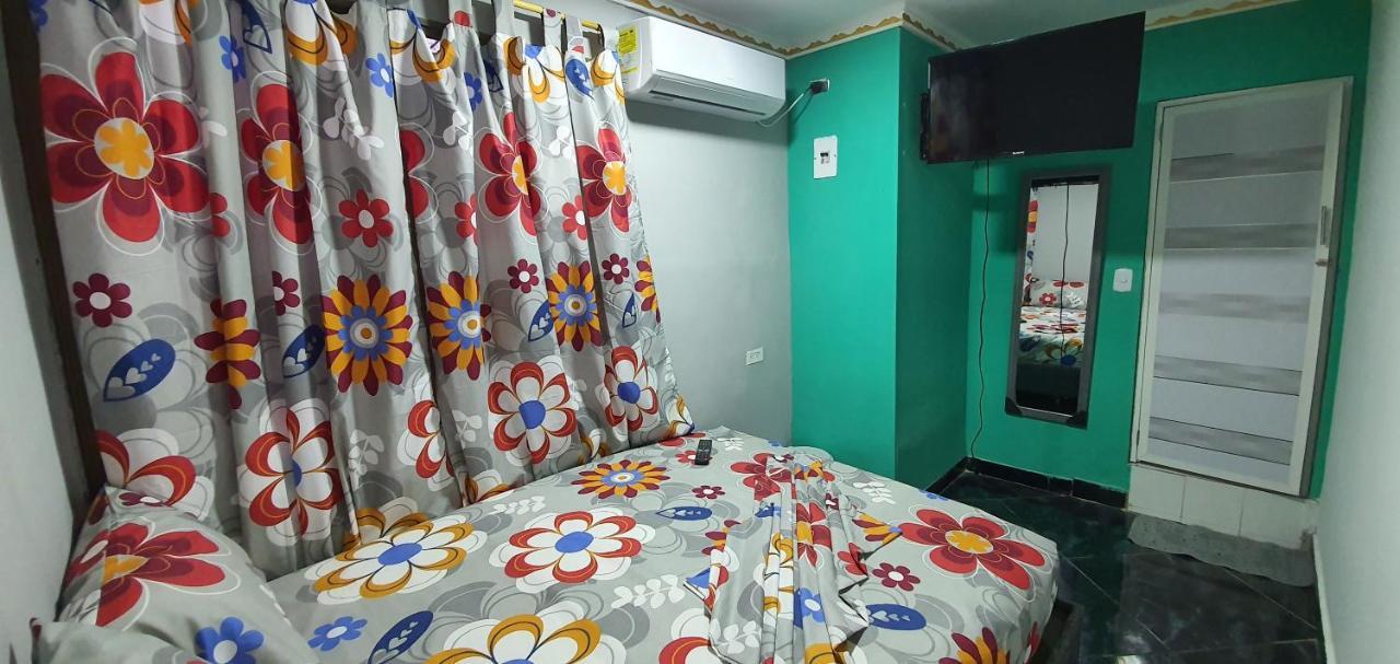 Mi Lindo Septiembre Hostal *