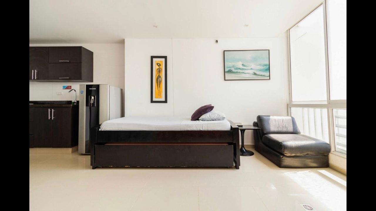 Apartamento Con Piscina A Una Cuadra De La Playa *