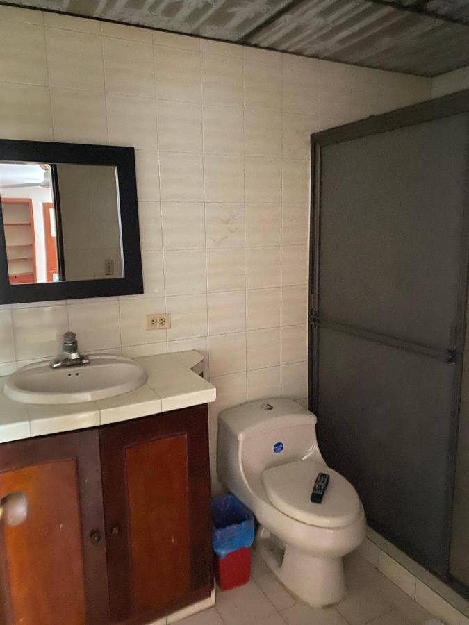 Apartamento Habitación Independiente Cerca Al Aereopuerto