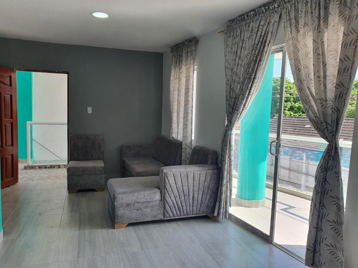 Mi Lindo Septiembre Hostal