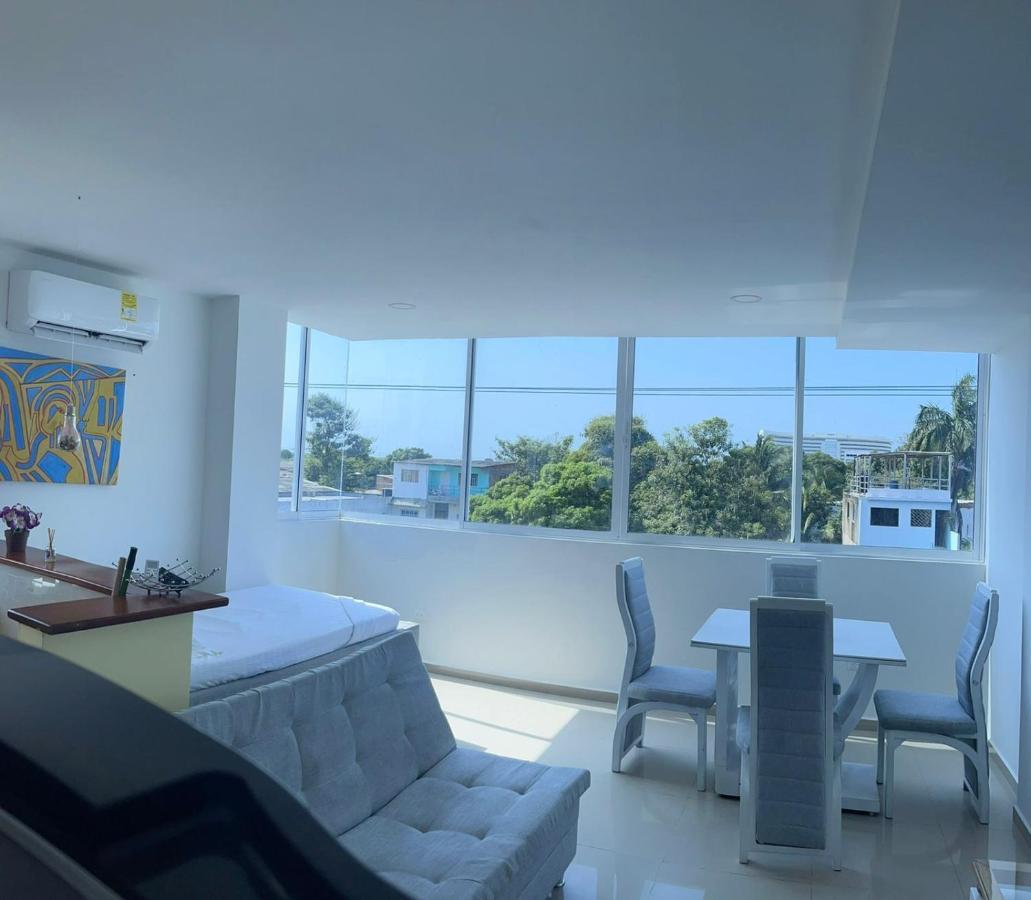 Apartamento 301 *