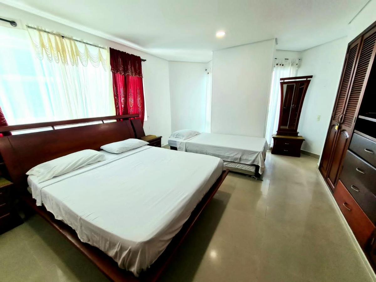 Torres Del Pegasus Group Apartment