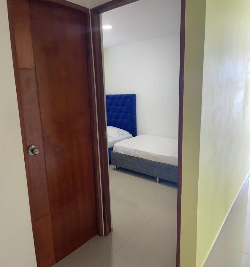 Apartamento 301 *
