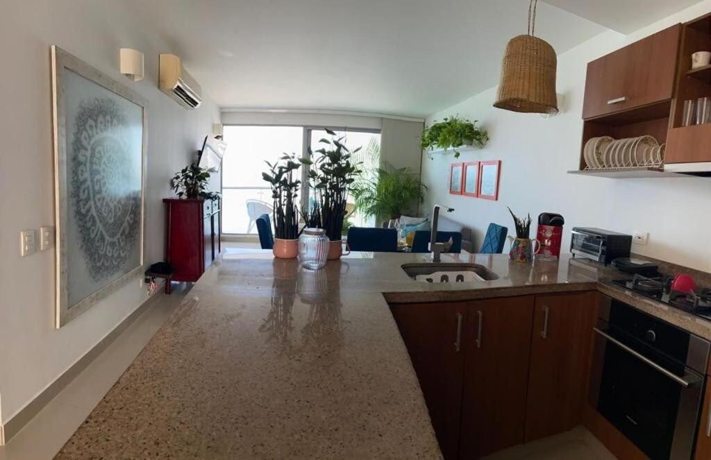 The Tropical And Chic Flat At 20b2 *