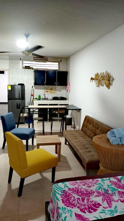 Al Lado Del Mar Apartamento *