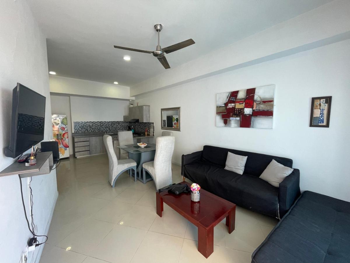 Apartamento Lujoso A Un Minuto De La Playa Del Laguito, La Mejor Playa De De Indias Apartamento Cartagena