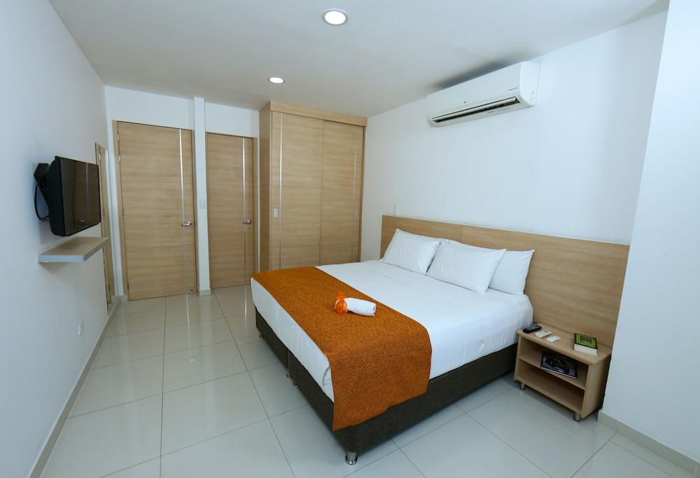 Hotel Cabreromar By Gh 3*