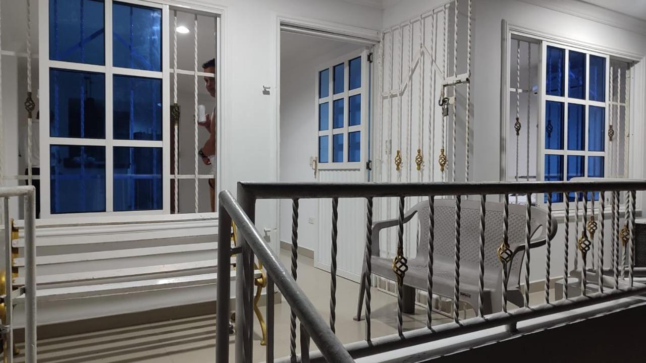 Habitación en casa particular Apto Almendros Cartagena