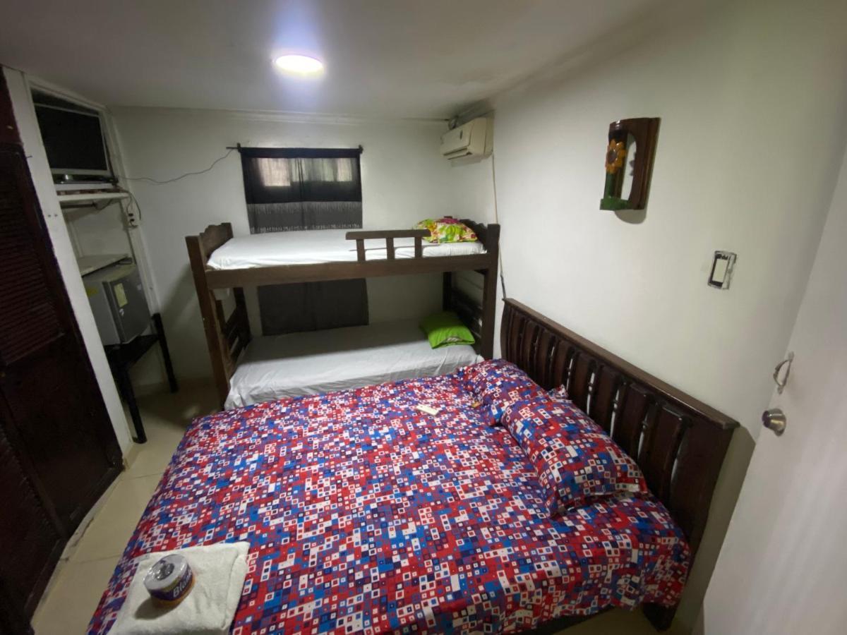 Aparthotel Hostal Mirador Del Castillo *