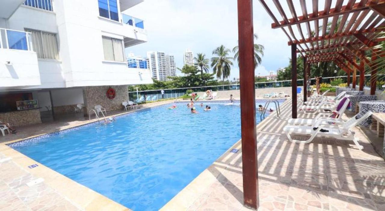 19c En Con Aire Piscina Y Wifi *