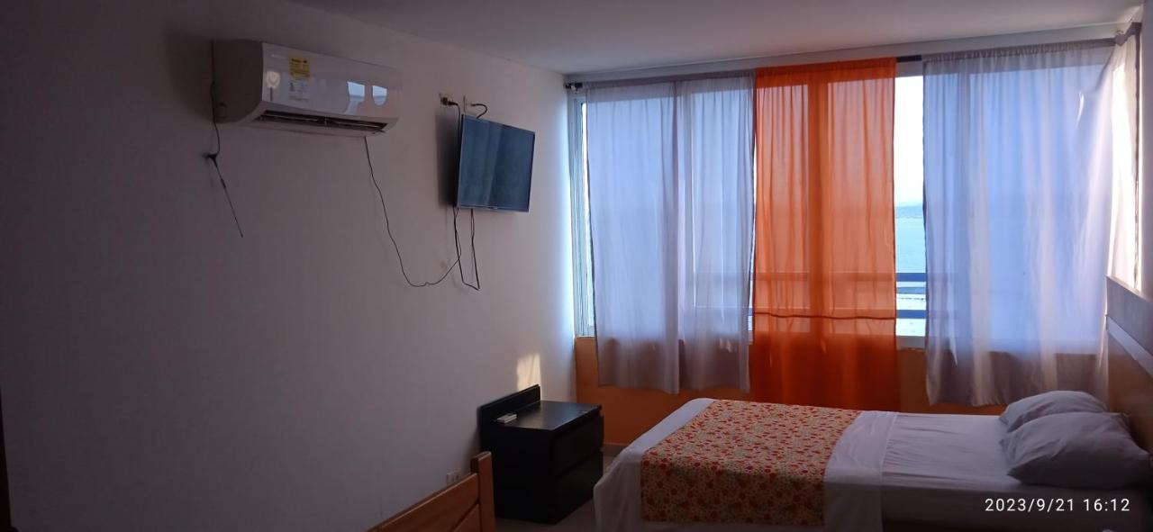 19c En Con Aire Piscina Y Wifi Apartamento