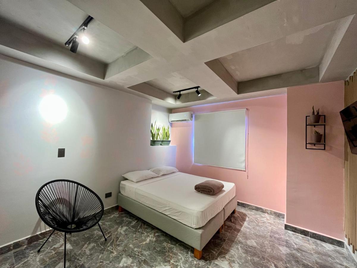 Awesome Brand New Studio Near Old Town *