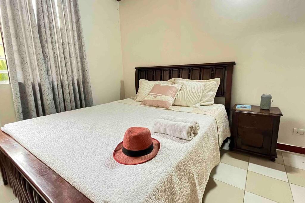 Acogedor, Con La Mejor Ubicacion Y Patio Privado Apartamento *
