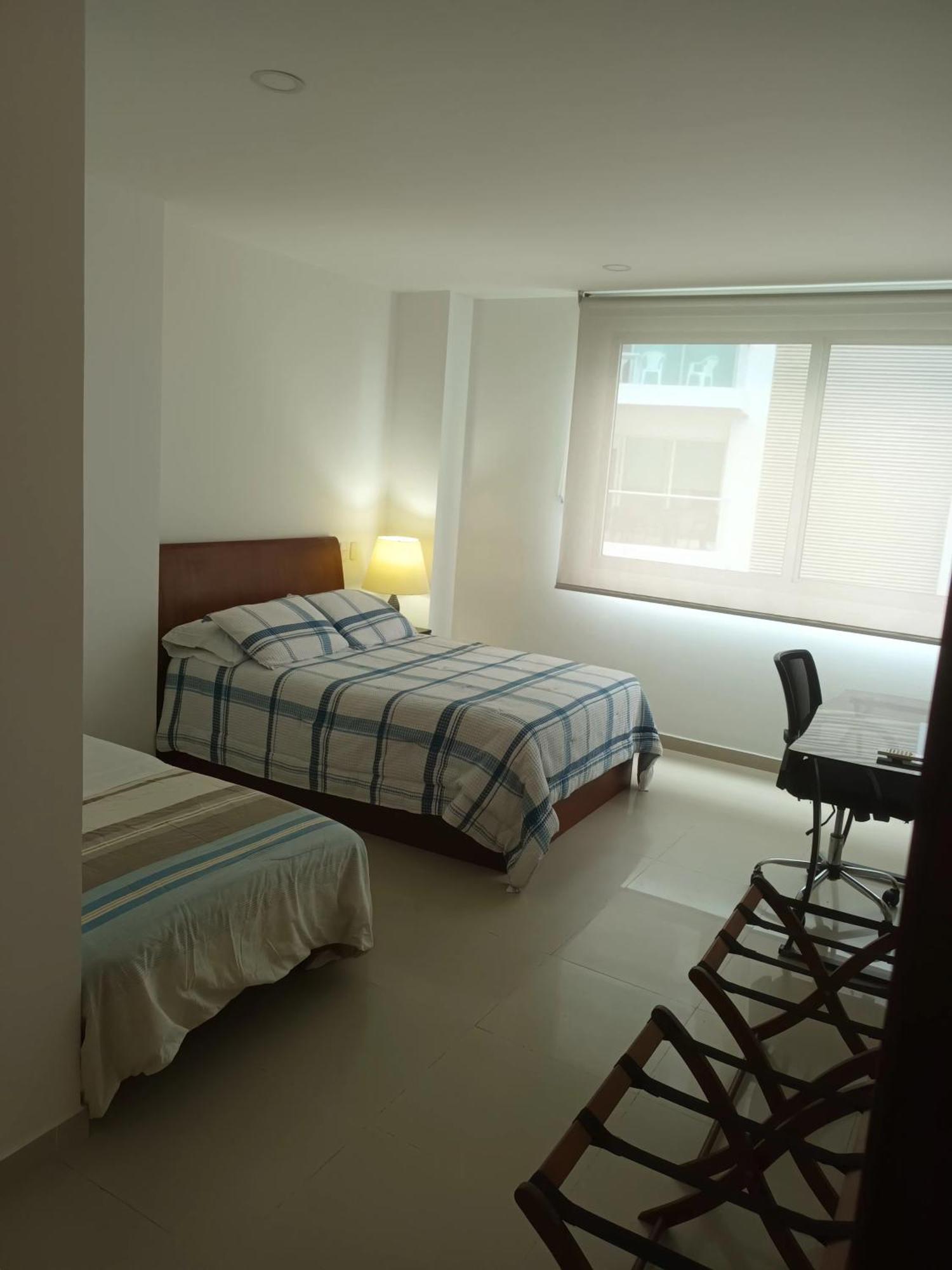 - 1400 Sq. Ft. Apartamento Cartagena