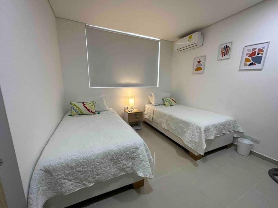 Apartamento Moderno Y Amplio Cerca A La Playa!