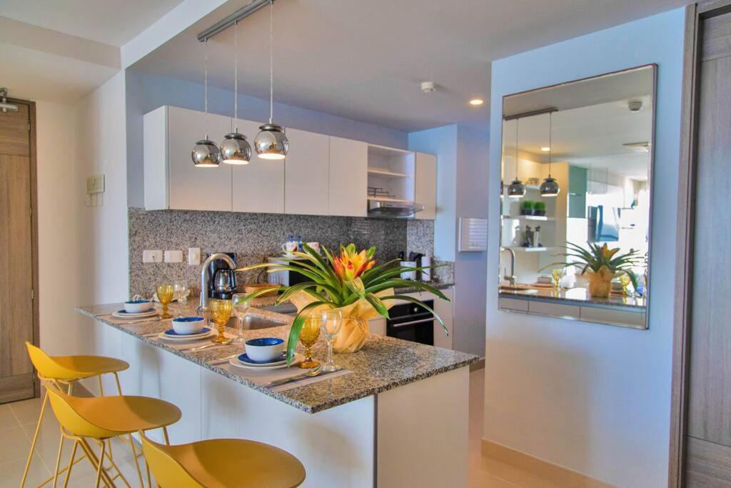 Luxury Beachfront - Morros City Apartamento