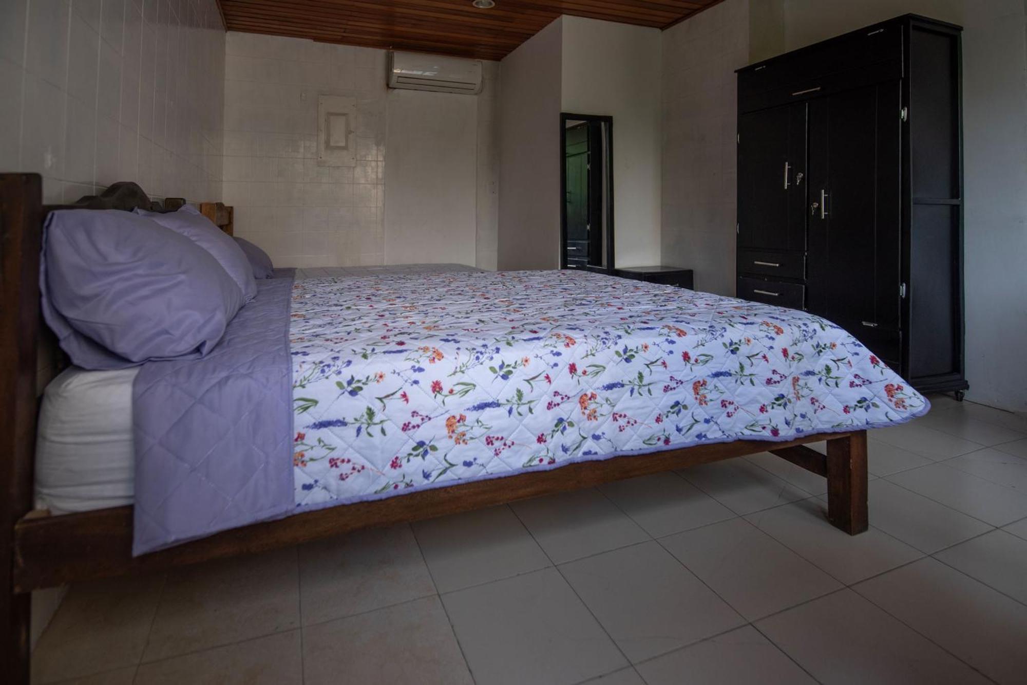 Bueno, Bonito Y Barato Apartamento Cartagena