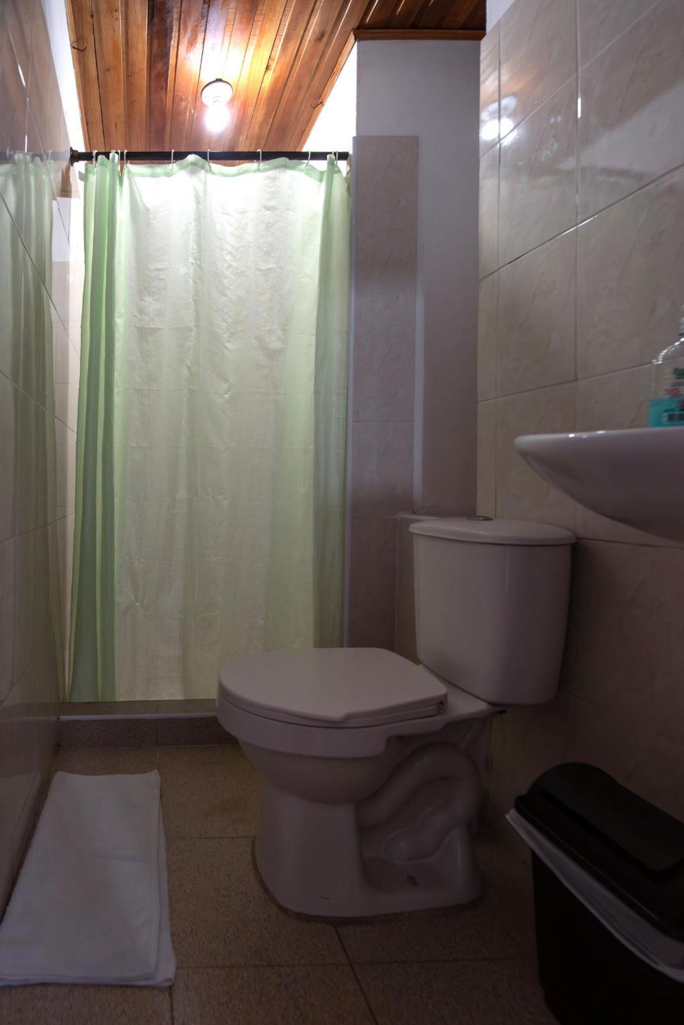 Bueno, Bonito Y Barato Apartamento *