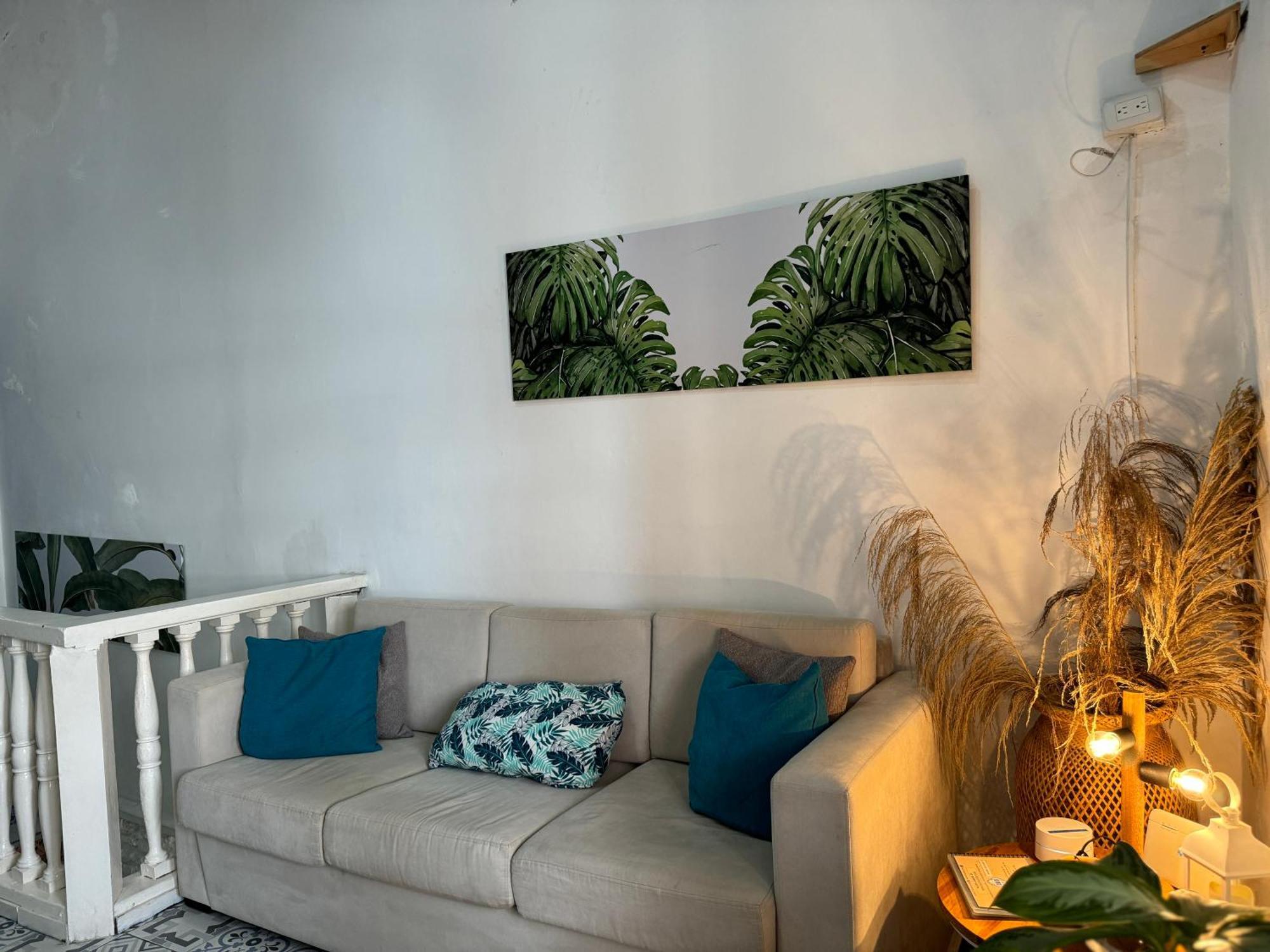 El Barrio Hostal