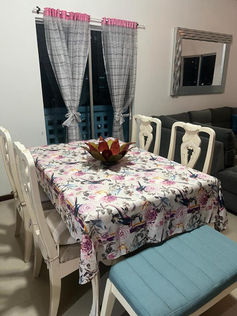 Exquisite In El Laguito Apartamento Cartagena