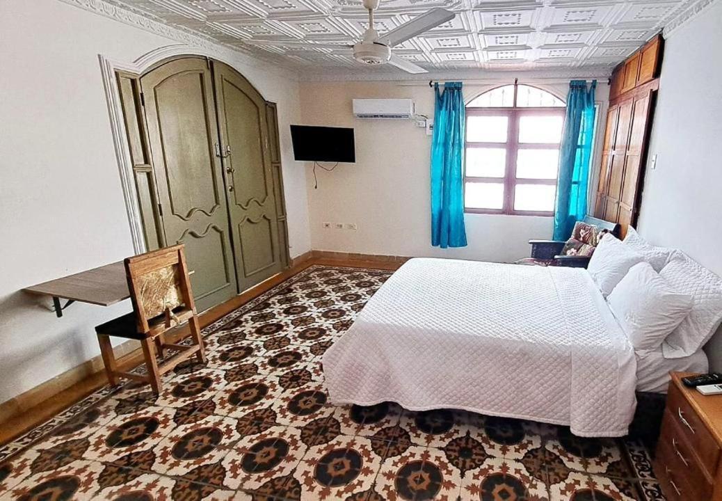 Casa Bahia Colonial Pensión *