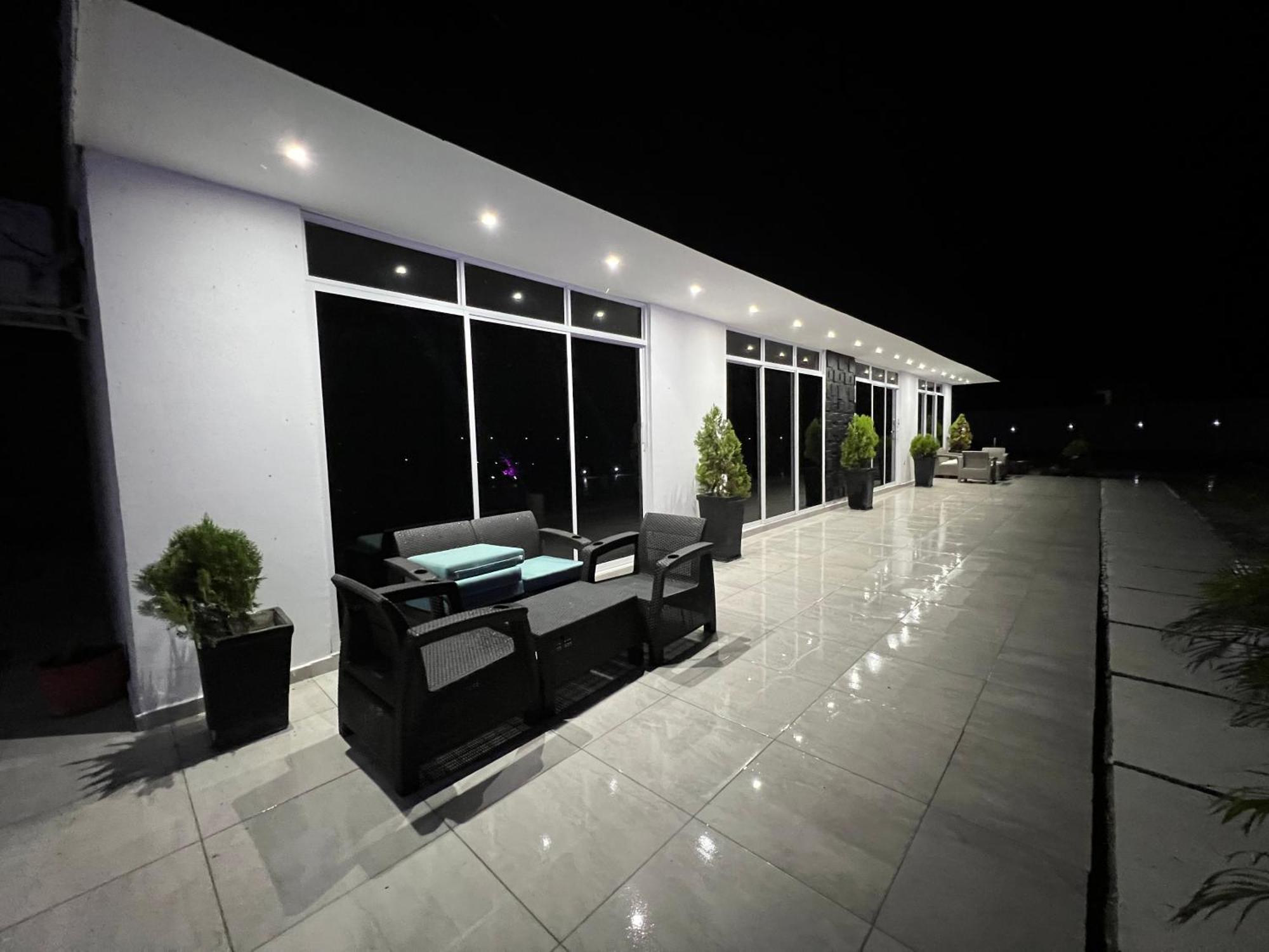 Hermosa Casa Privada Sandra Villa *