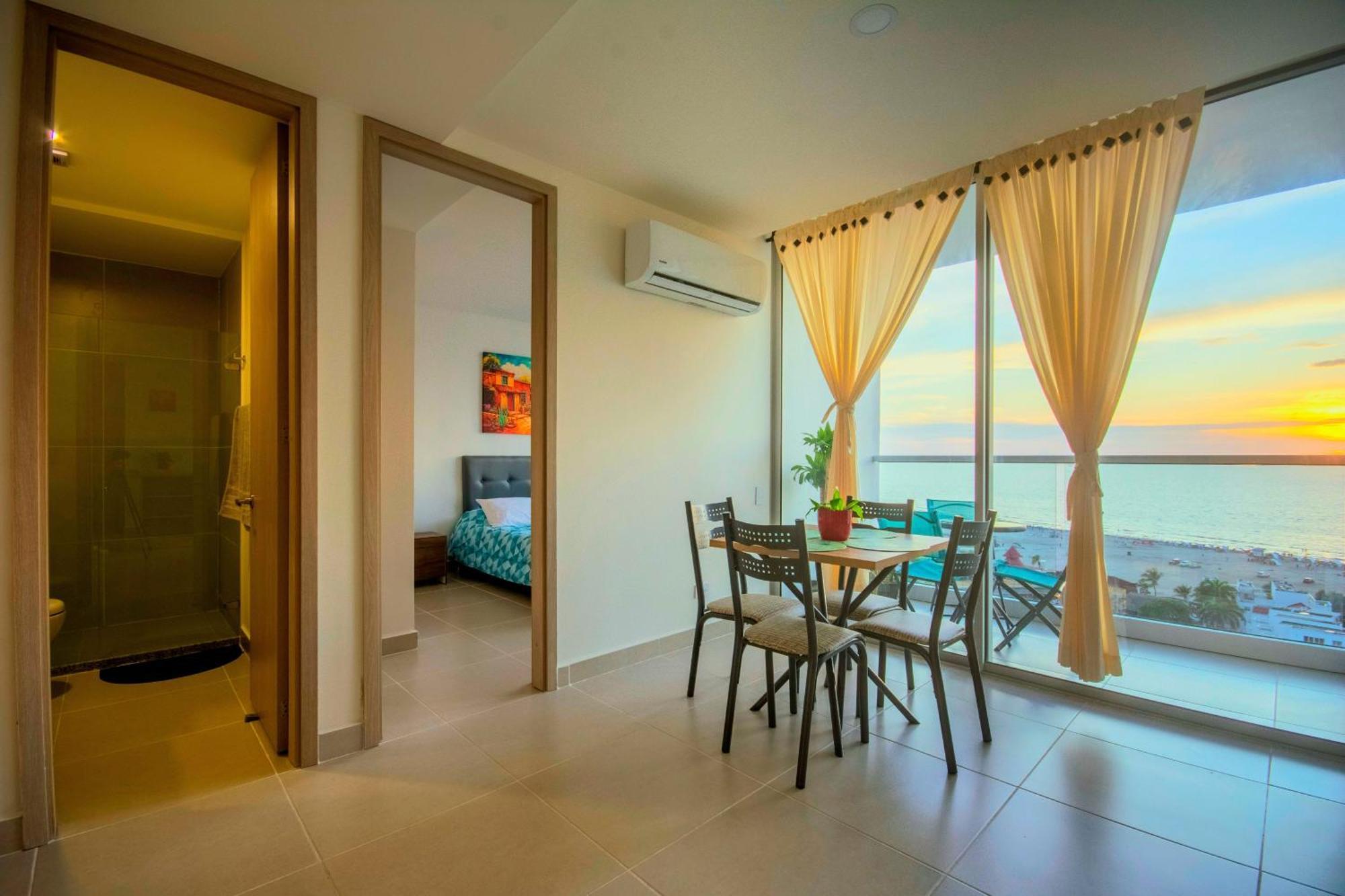 Exclusivo En Cielo Mar-playa Americas, Con Maravillosas Vistas Del Atardecer De Cartagena