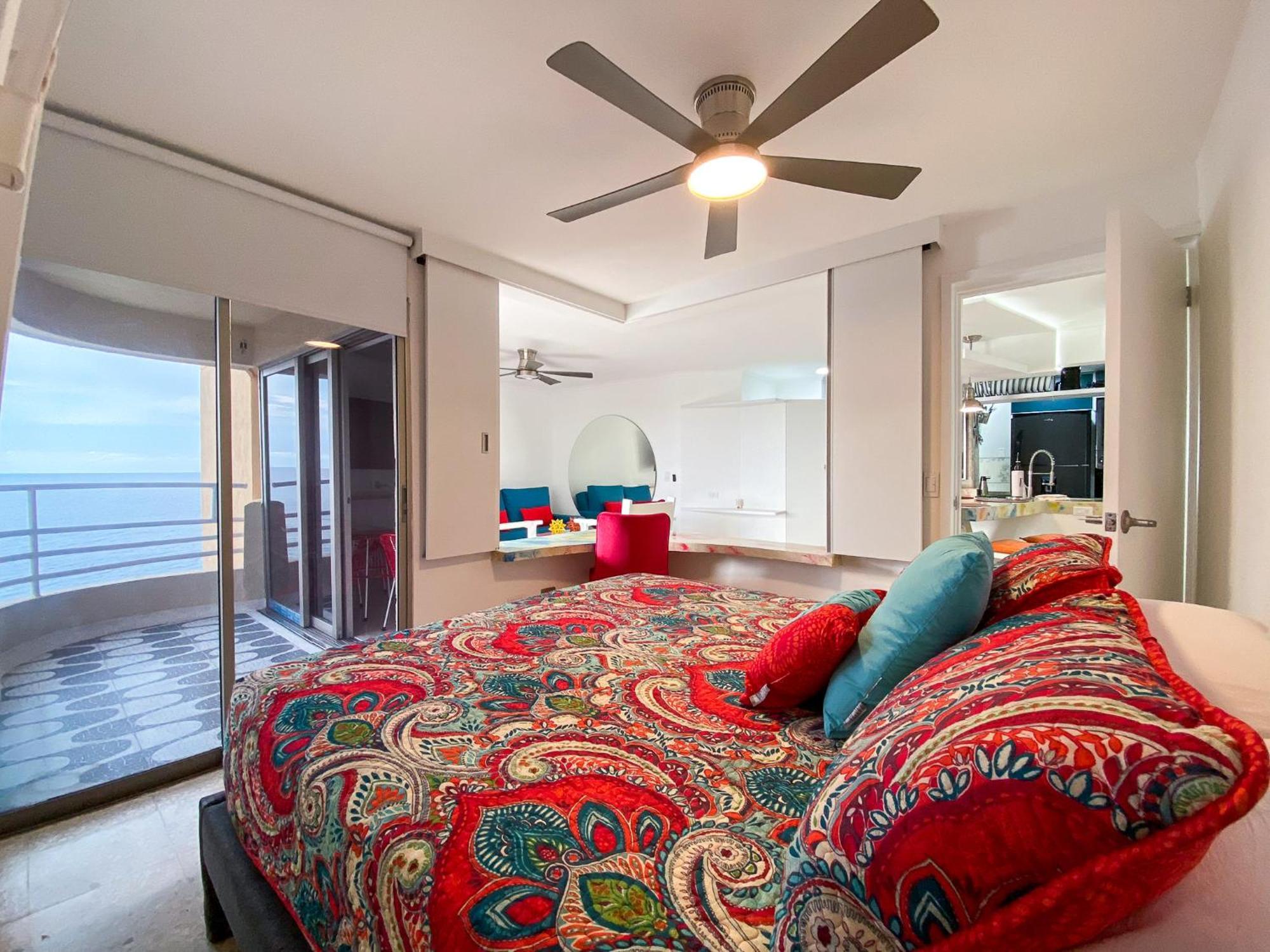 Beachfront Bliss, Luxury With Breathtaking Views
