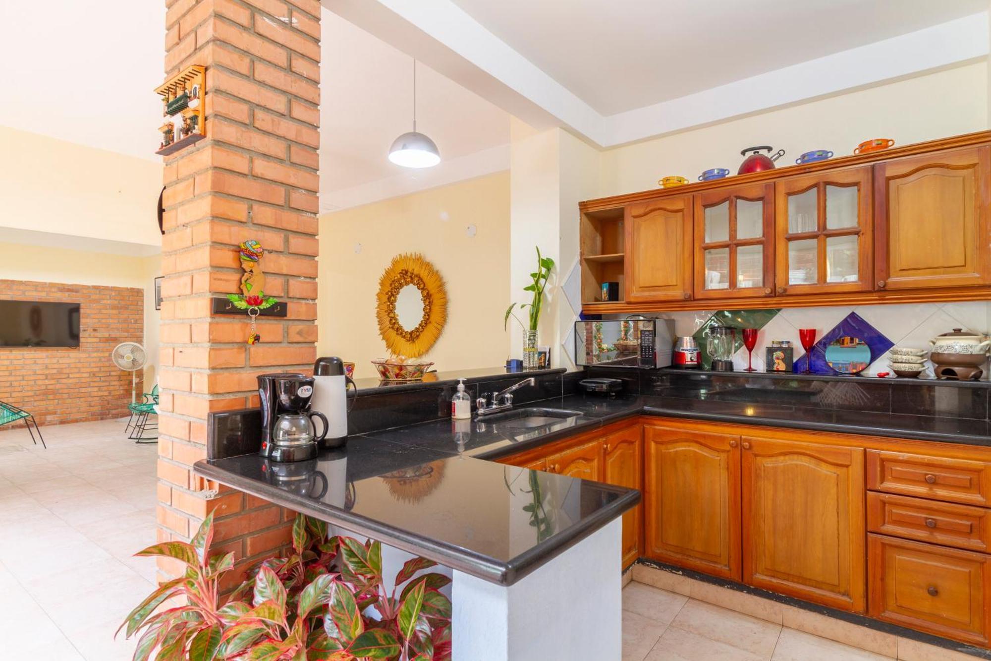 Pensión Habitación Privada Y Amplia Cerca Zonas Turísticas