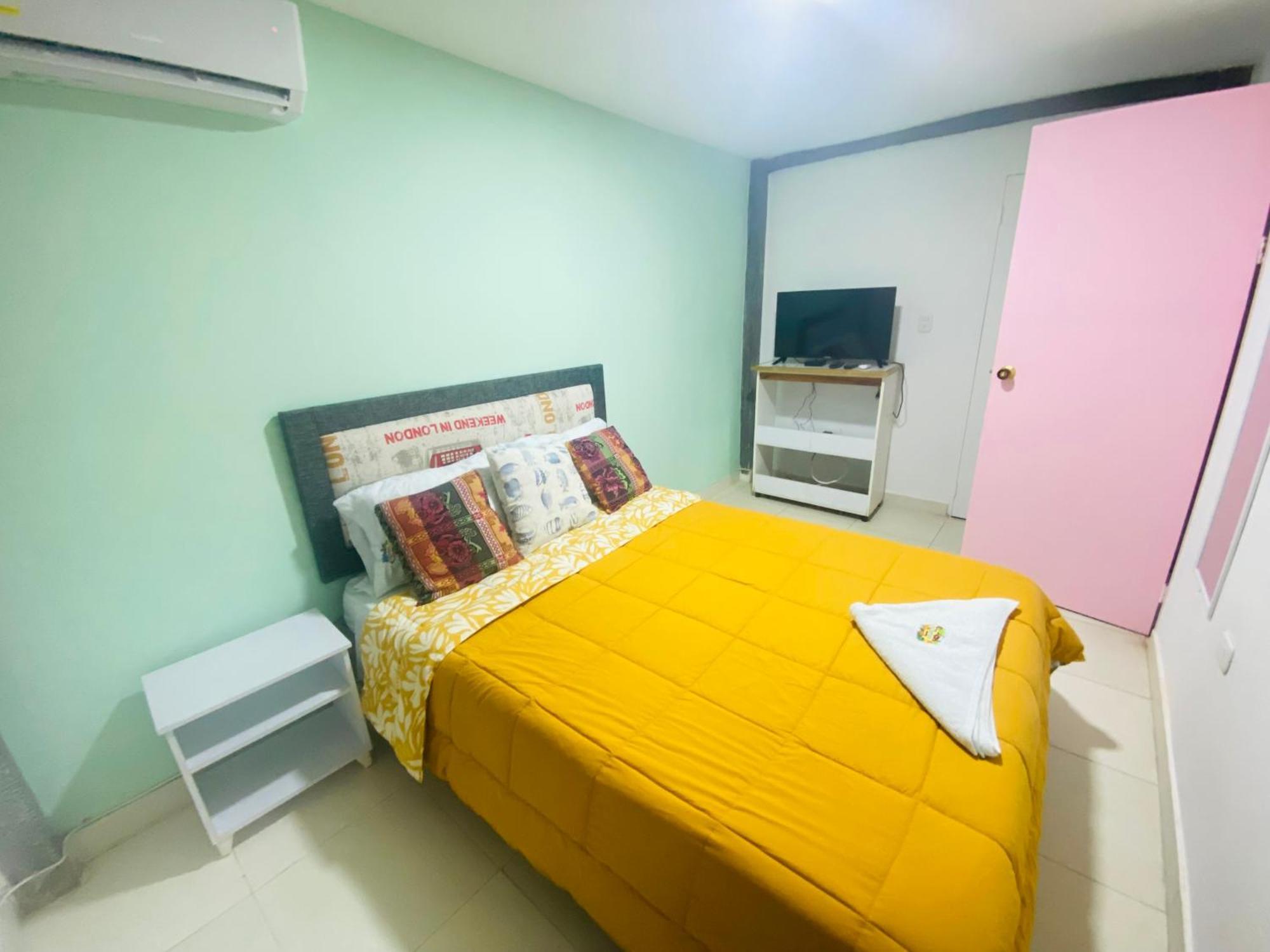 House Marfito Airport Hotel