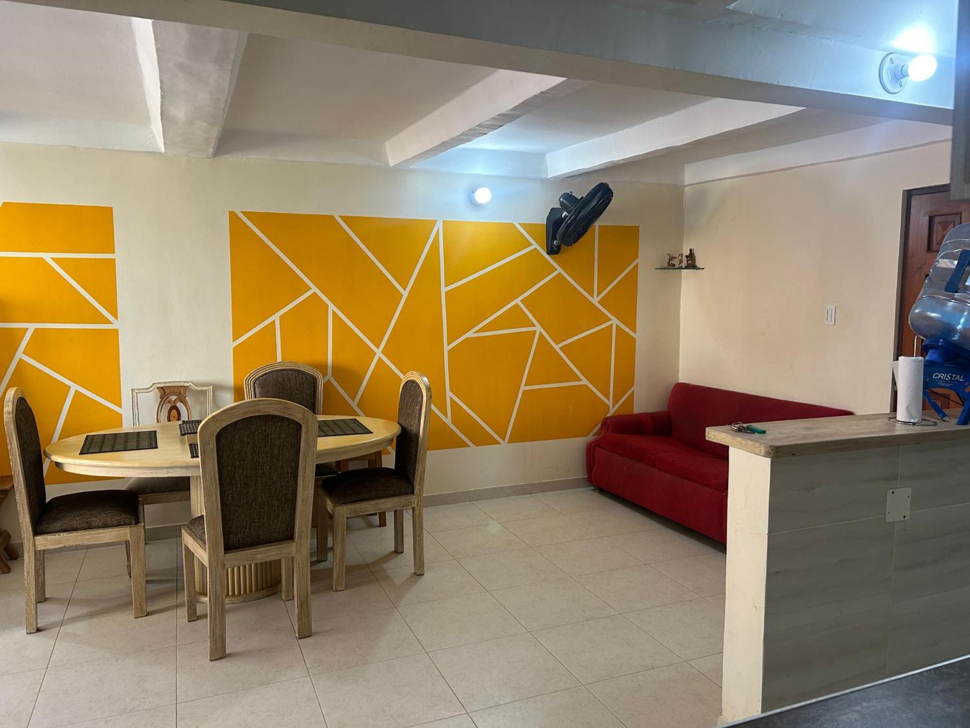 Habitación en casa particular Garden Serenity Bunk With Private Bath Near Airport Cartagena