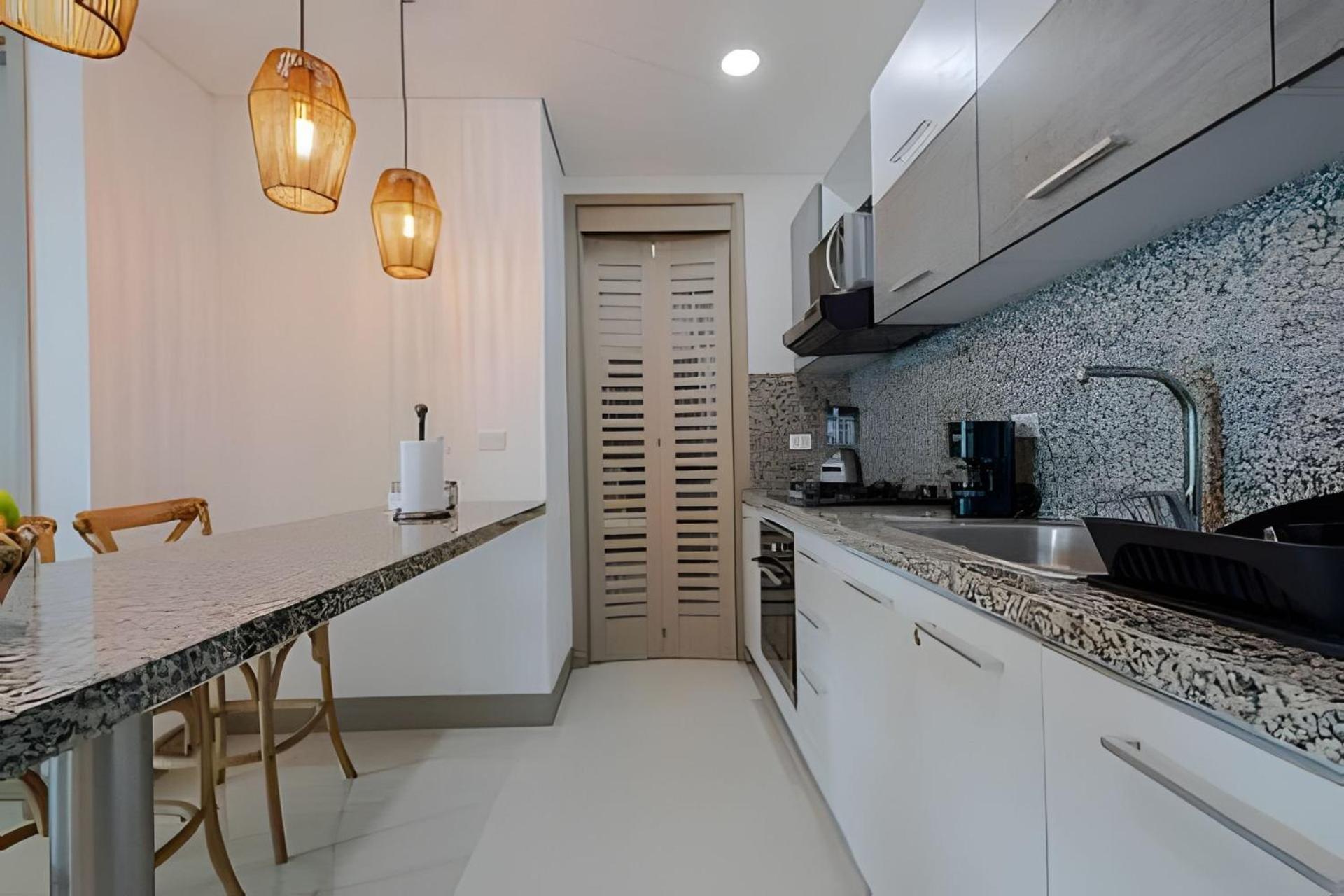 Apartment Laurdhomes Lujoso Apto Piso 28 Frente Al Mar, 2bth
