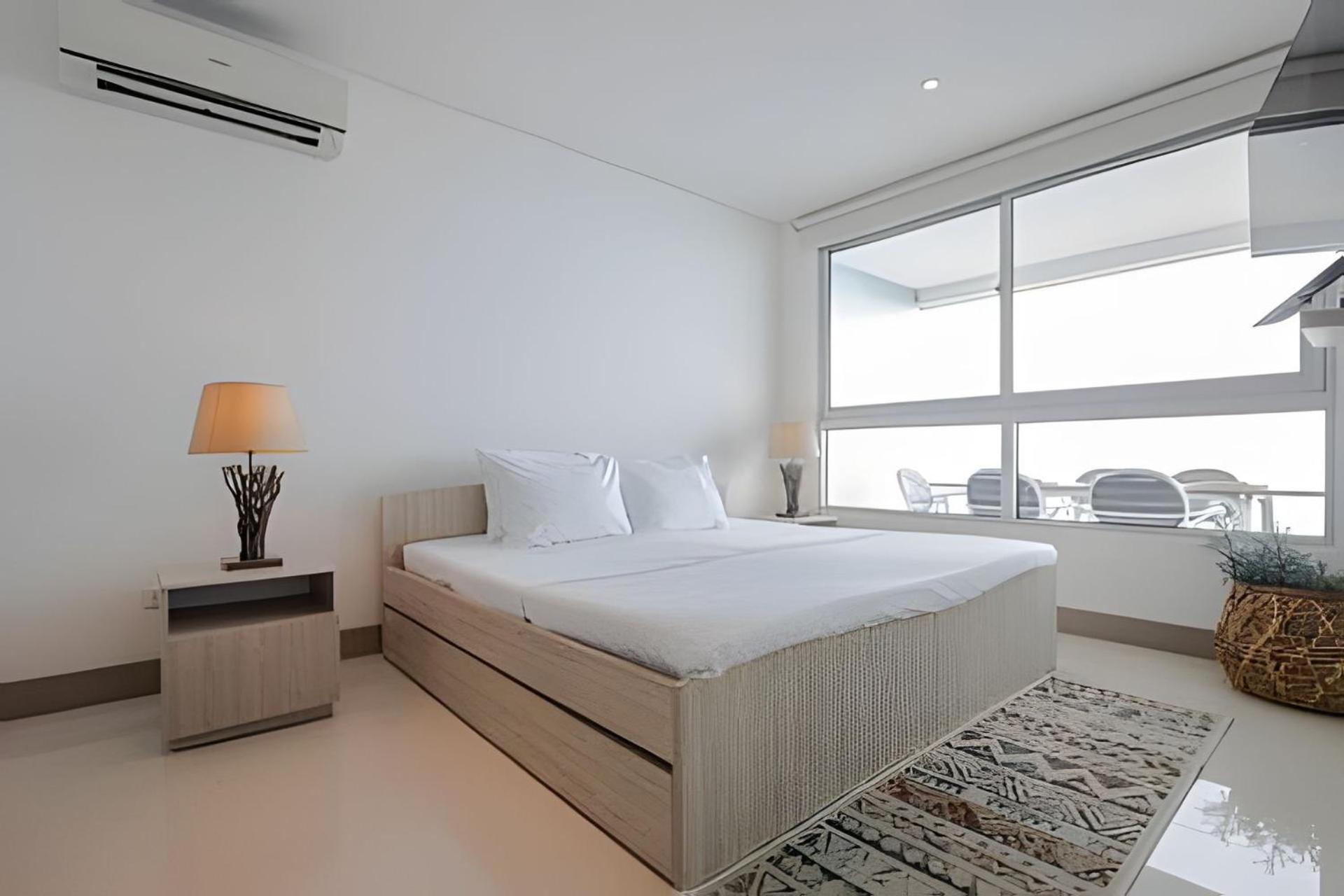 Laurdhomes Lujoso Apto Piso 28 Frente Al Mar, 2bth Apartment *