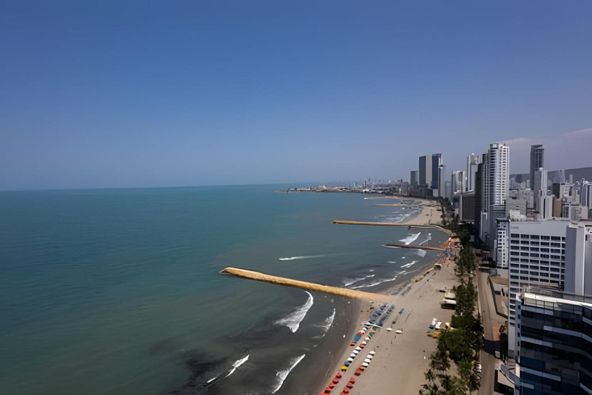 Apartment Laurdhomes Lujoso Apto Piso 28 Frente Al Mar, 2bth *