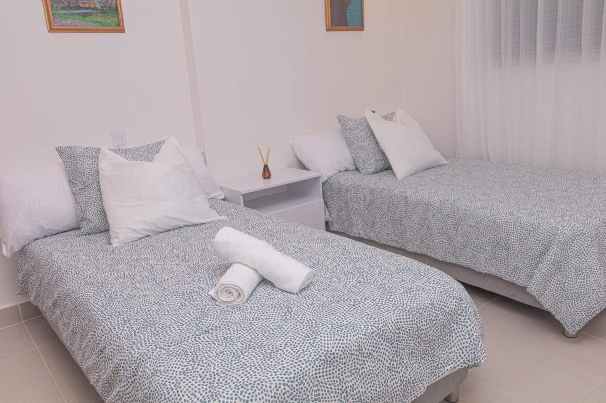 De Lujo Frente Al Mar Con Piscina Apartamento *