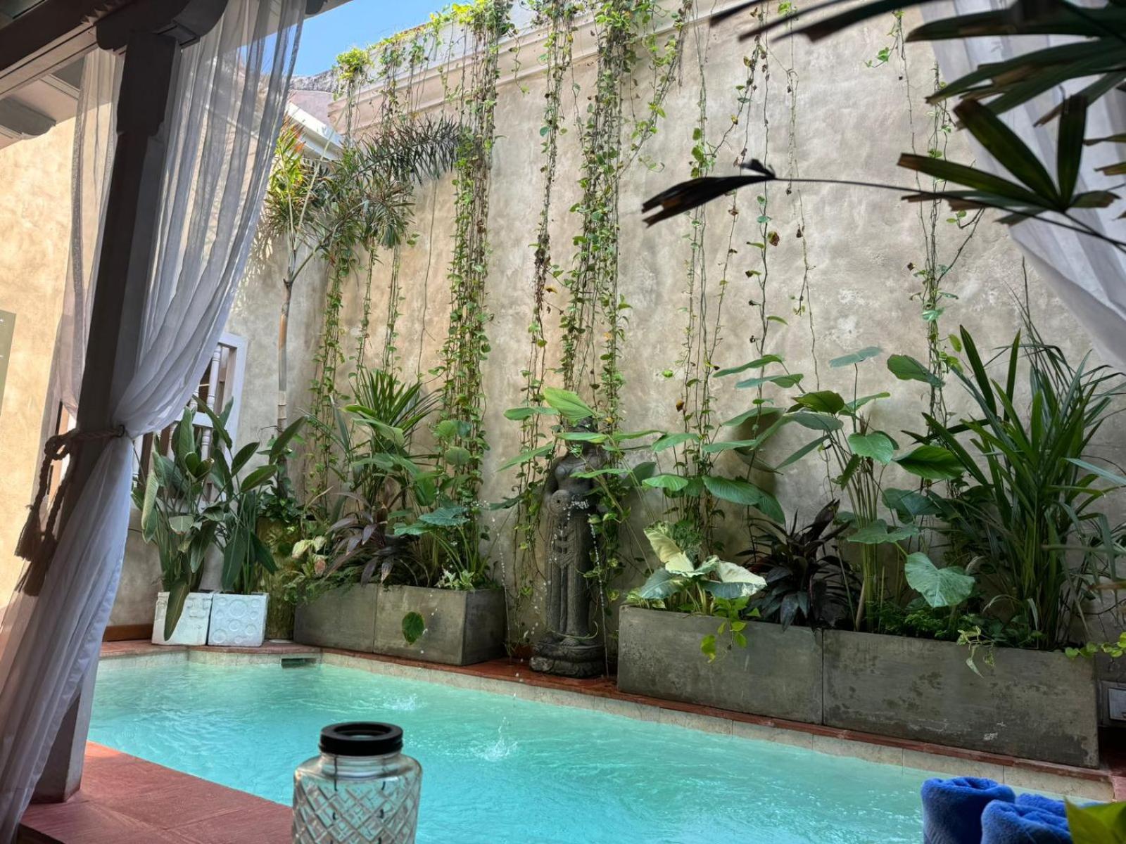 Moet Boutique Adutls Only Hotel 4*
