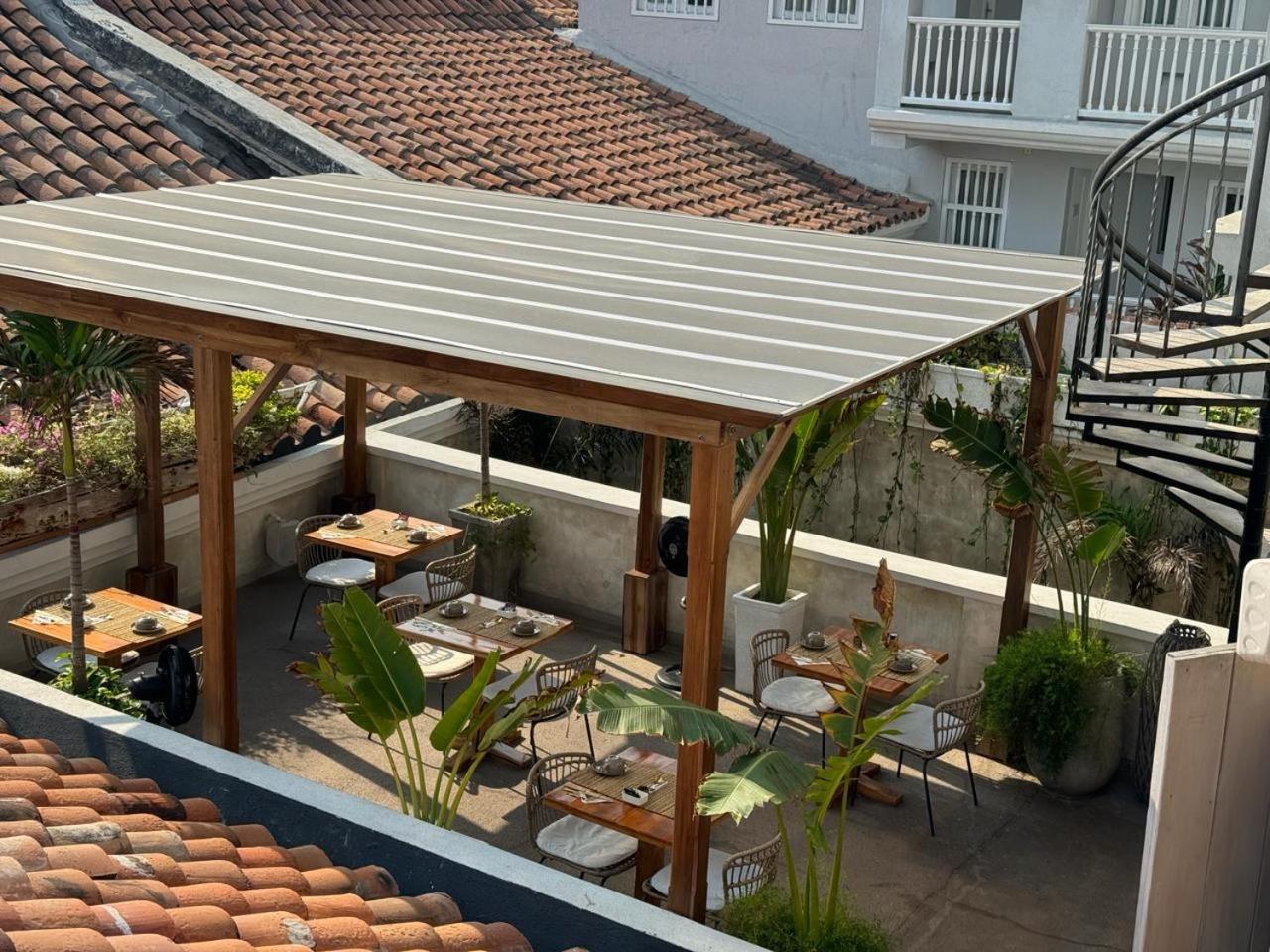 Moet Boutique Adutls Only Hotel 4*